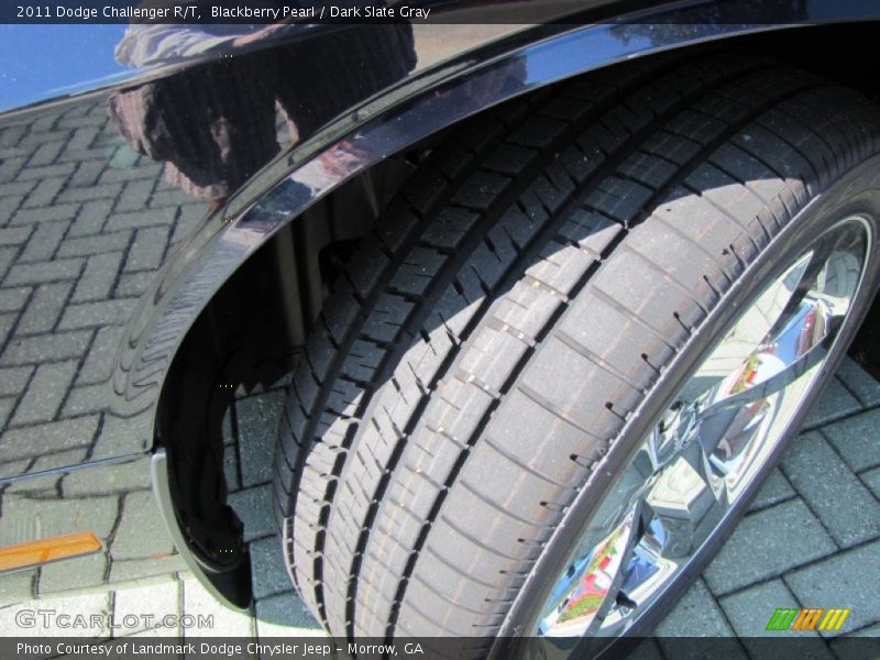 Blackberry Pearl / Dark Slate Gray 2011 Dodge Challenger R/T