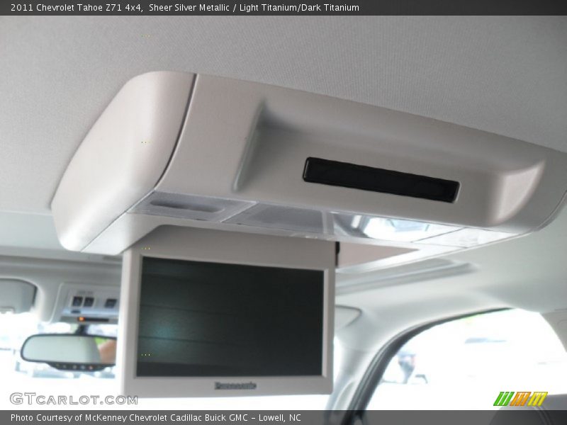Sheer Silver Metallic / Light Titanium/Dark Titanium 2011 Chevrolet Tahoe Z71 4x4