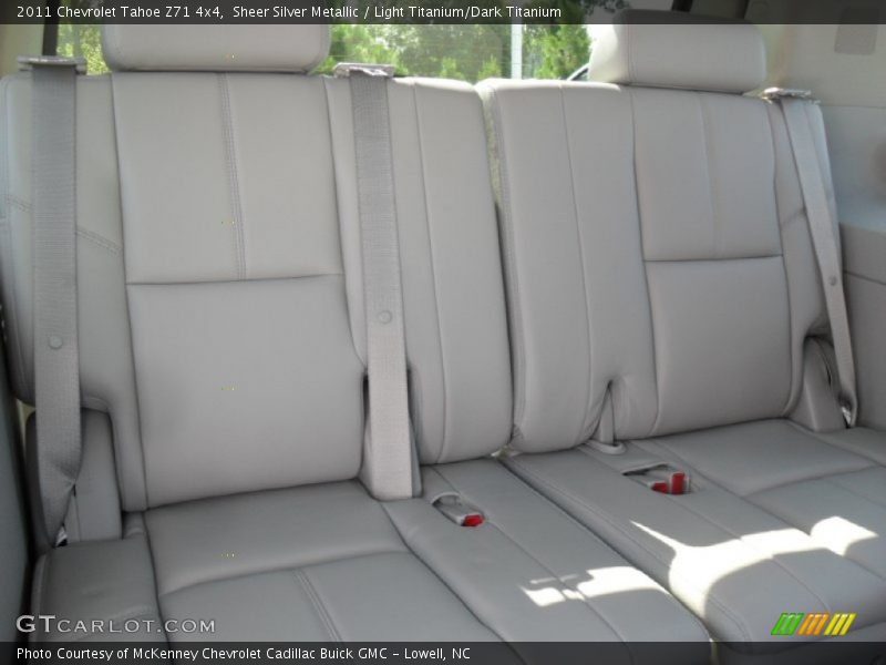 Sheer Silver Metallic / Light Titanium/Dark Titanium 2011 Chevrolet Tahoe Z71 4x4