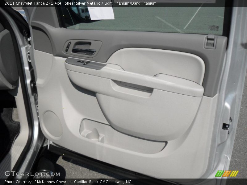 Sheer Silver Metallic / Light Titanium/Dark Titanium 2011 Chevrolet Tahoe Z71 4x4