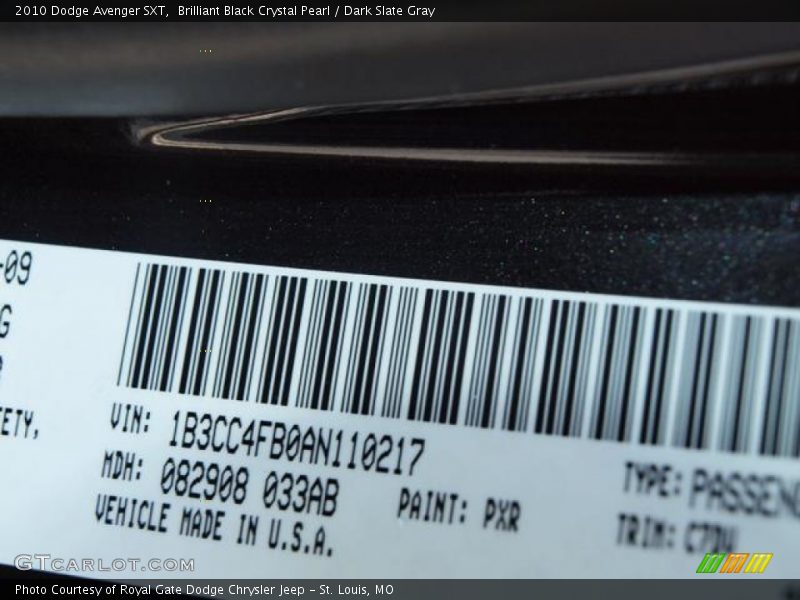 Brilliant Black Crystal Pearl / Dark Slate Gray 2010 Dodge Avenger SXT