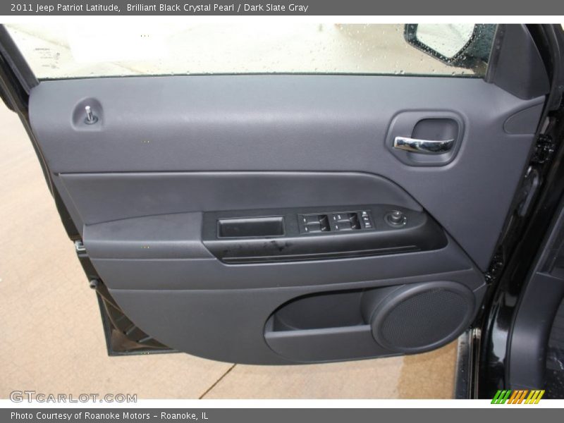 Brilliant Black Crystal Pearl / Dark Slate Gray 2011 Jeep Patriot Latitude