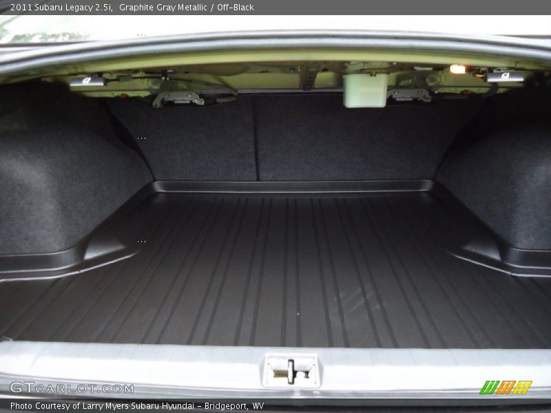  2011 Legacy 2.5i Trunk