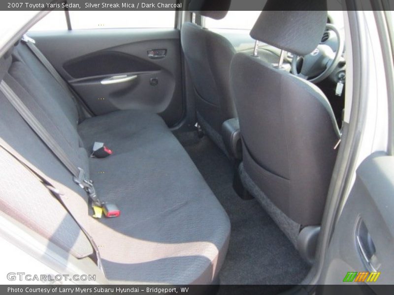Silver Streak Mica / Dark Charcoal 2007 Toyota Yaris Sedan