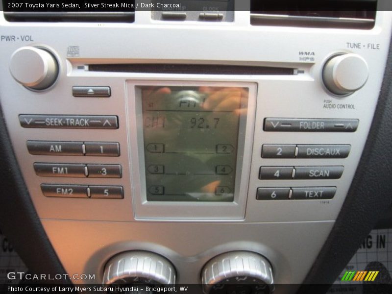 Silver Streak Mica / Dark Charcoal 2007 Toyota Yaris Sedan