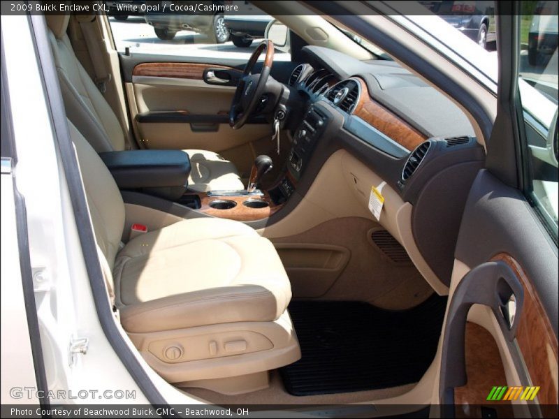 White Opal / Cocoa/Cashmere 2009 Buick Enclave CXL