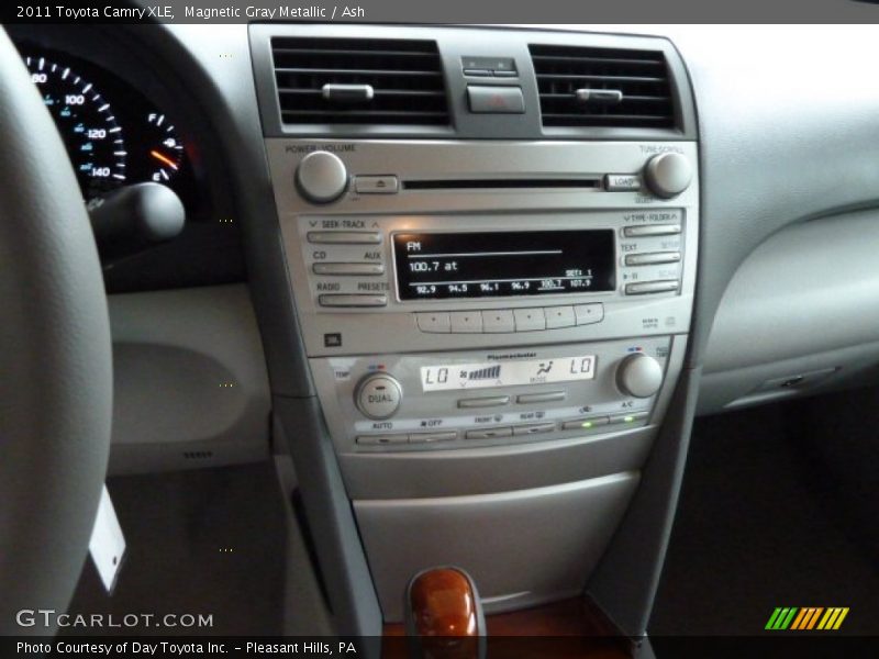 Magnetic Gray Metallic / Ash 2011 Toyota Camry XLE