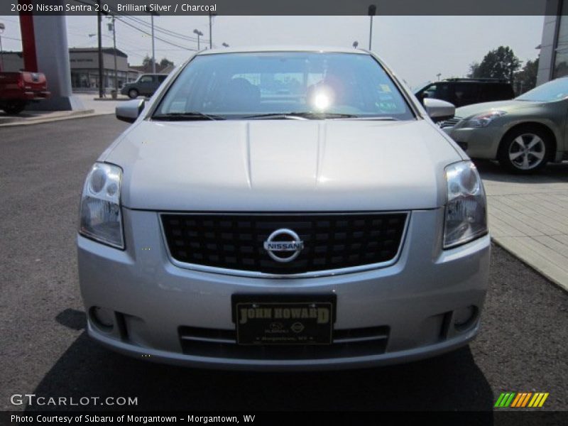 Brilliant Silver / Charcoal 2009 Nissan Sentra 2.0