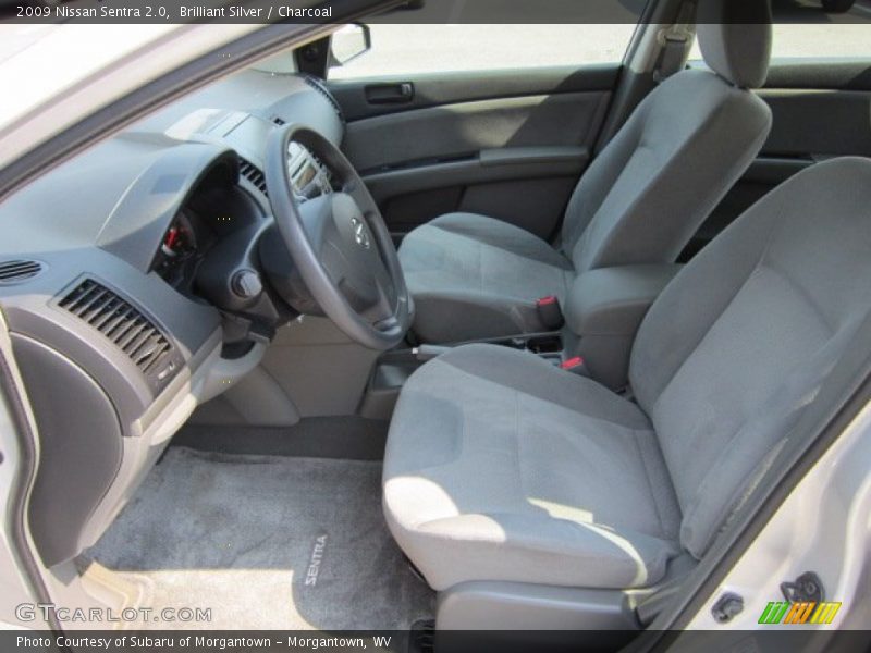 Brilliant Silver / Charcoal 2009 Nissan Sentra 2.0