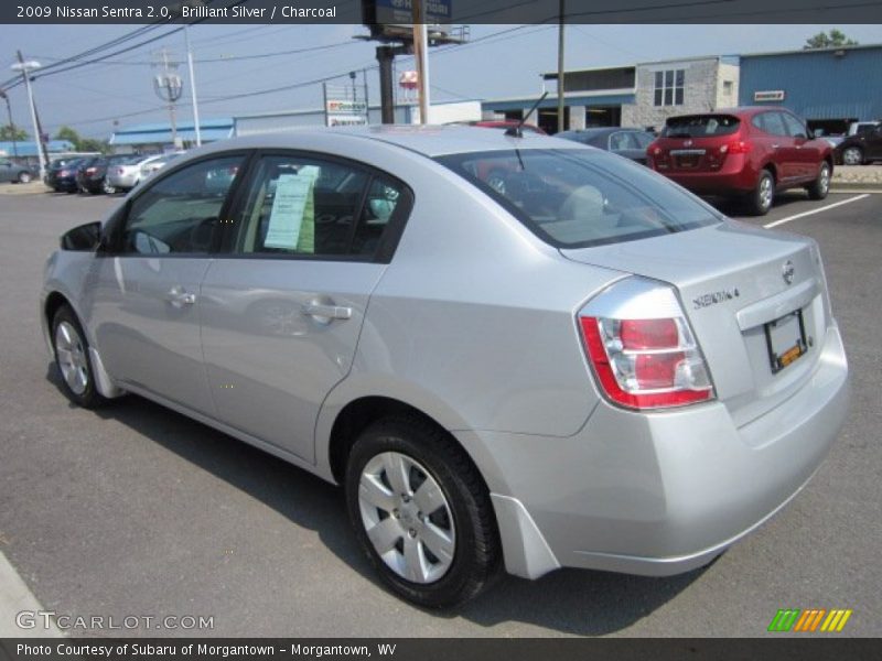 Brilliant Silver / Charcoal 2009 Nissan Sentra 2.0