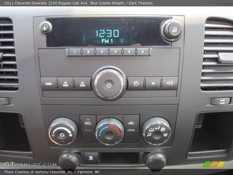 Controls of 2011 Silverado 1500 Regular Cab 4x4