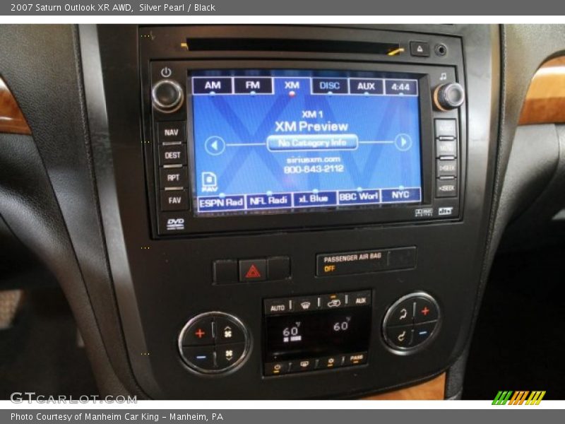 Silver Pearl / Black 2007 Saturn Outlook XR AWD