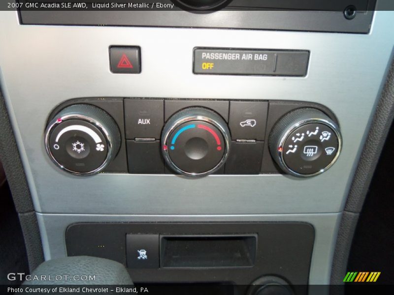 Liquid Silver Metallic / Ebony 2007 GMC Acadia SLE AWD