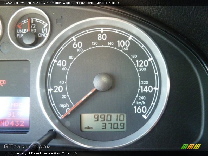 Mojave Beige Metallic / Black 2002 Volkswagen Passat GLX 4Motion Wagon