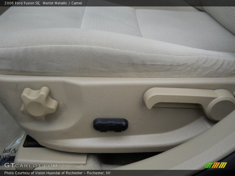 Merlot Metallic / Camel 2006 Ford Fusion SE