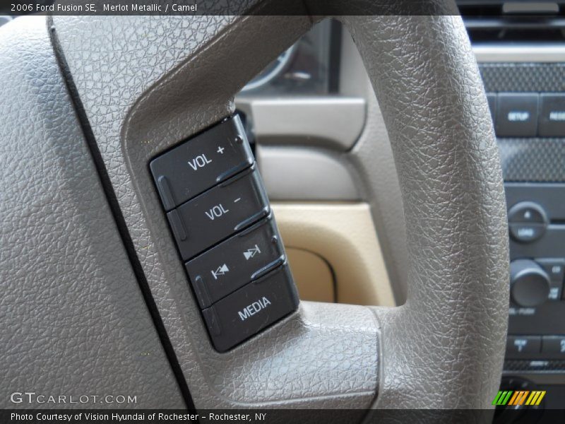 Merlot Metallic / Camel 2006 Ford Fusion SE