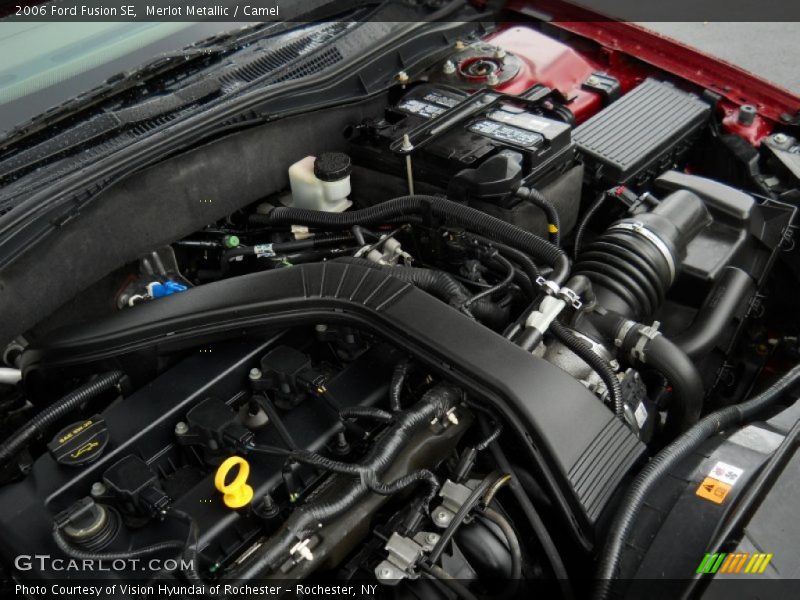 Merlot Metallic / Camel 2006 Ford Fusion SE