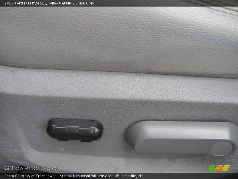 Alloy Metallic / Shale Grey 2007 Ford Freestyle SEL