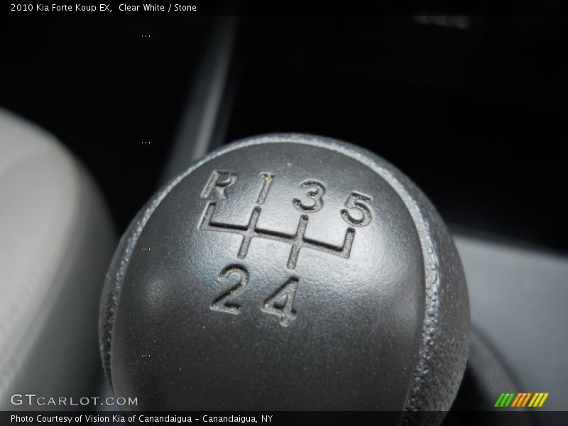 Clear White / Stone 2010 Kia Forte Koup EX