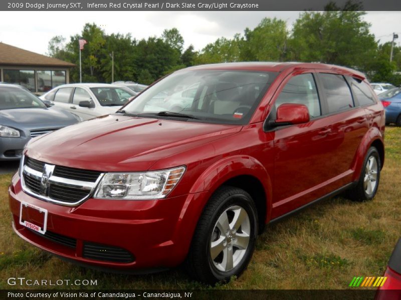 Front 3/4 View of 2009 Journey SXT