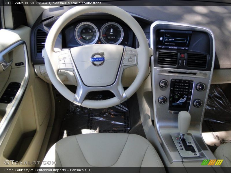 Dashboard of 2012 XC60 3.2 AWD