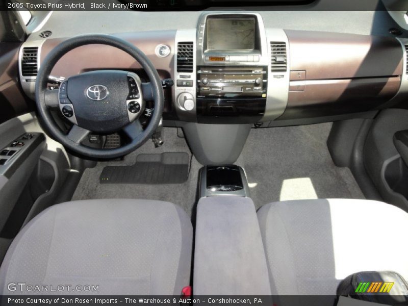 Black / Ivory/Brown 2005 Toyota Prius Hybrid
