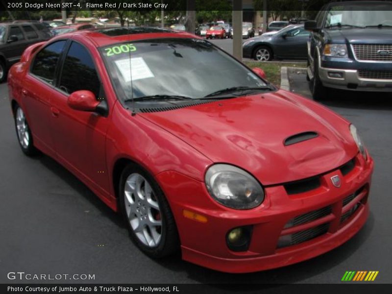 Front 3/4 View of 2005 Neon SRT-4