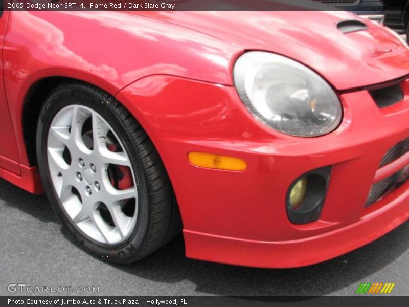 Flame Red / Dark Slate Gray 2005 Dodge Neon SRT-4