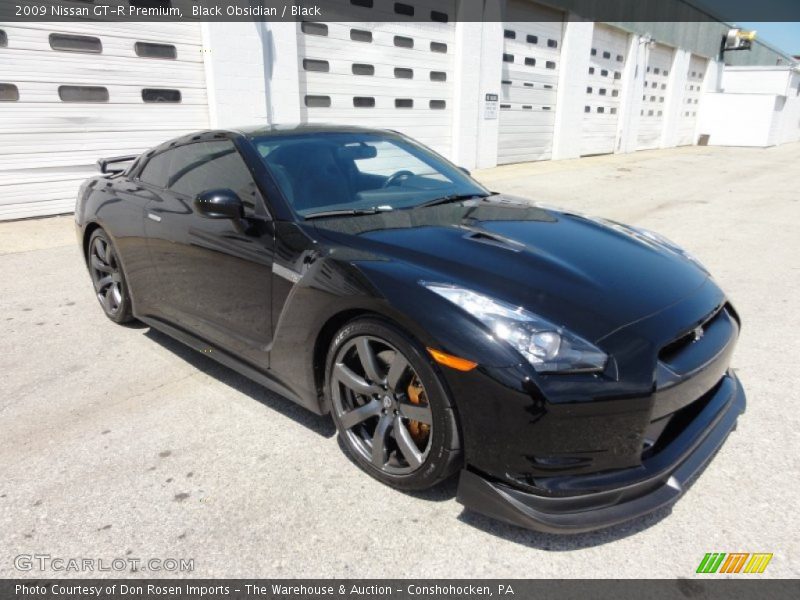 Front 3/4 View of 2009 GT-R Premium