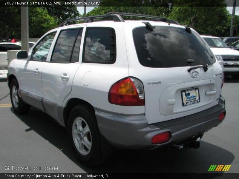 Nordic White / Gray 2002 Hyundai Santa Fe GLS AWD