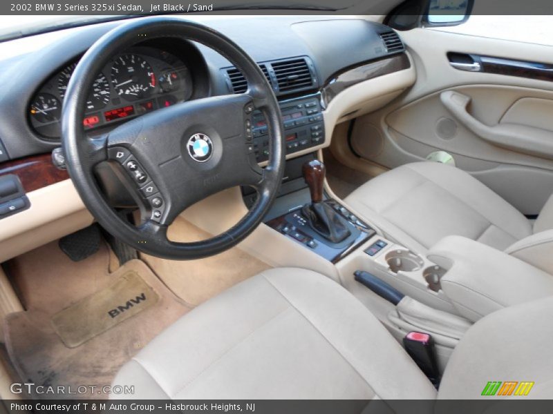 Jet Black / Sand 2002 BMW 3 Series 325xi Sedan