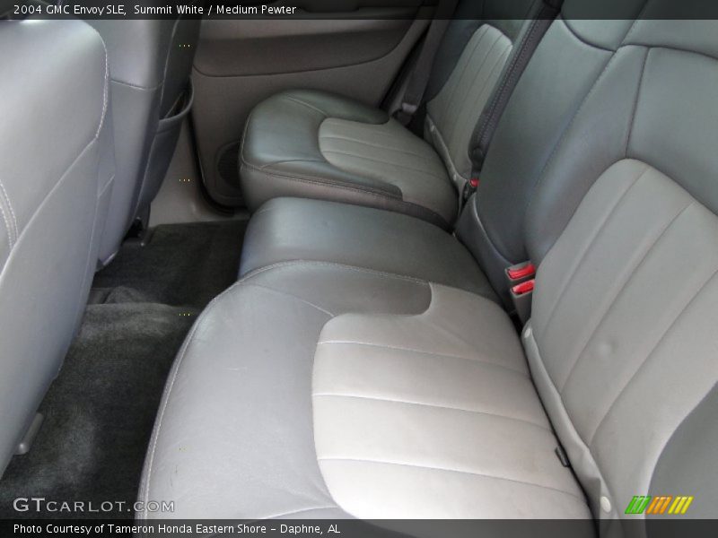 Summit White / Medium Pewter 2004 GMC Envoy SLE