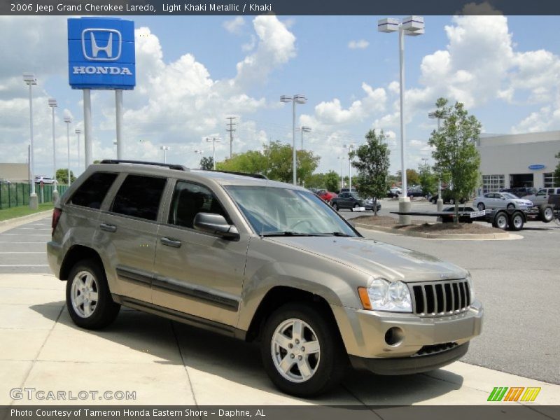 Light Khaki Metallic / Khaki 2006 Jeep Grand Cherokee Laredo
