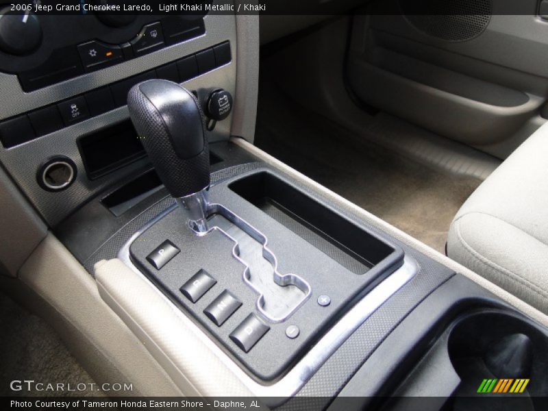 Light Khaki Metallic / Khaki 2006 Jeep Grand Cherokee Laredo