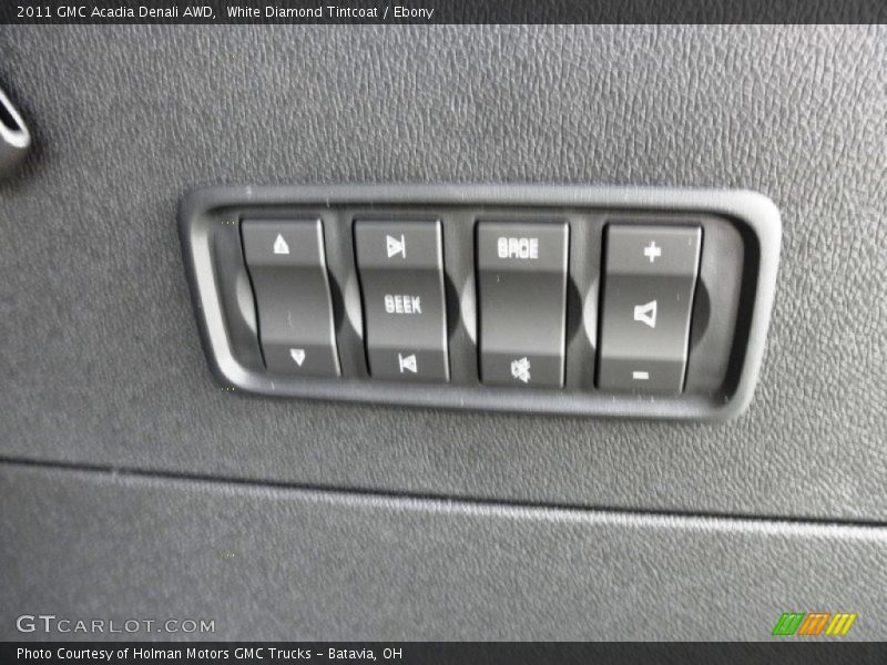 White Diamond Tintcoat / Ebony 2011 GMC Acadia Denali AWD