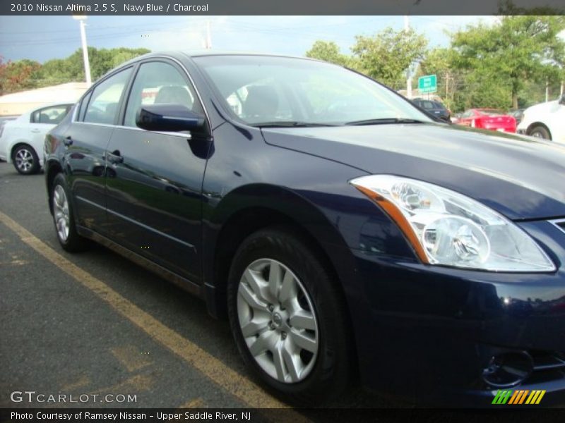 Navy Blue / Charcoal 2010 Nissan Altima 2.5 S