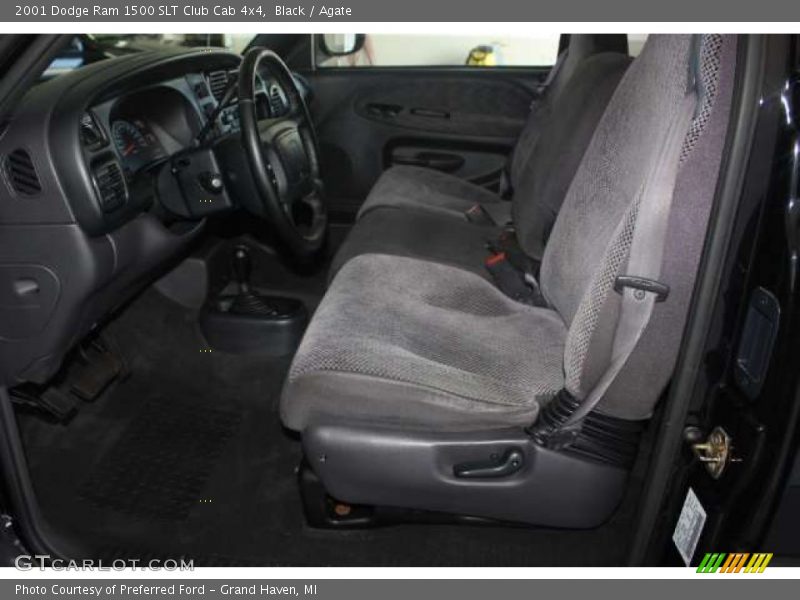  2001 Ram 1500 SLT Club Cab 4x4 Agate Interior