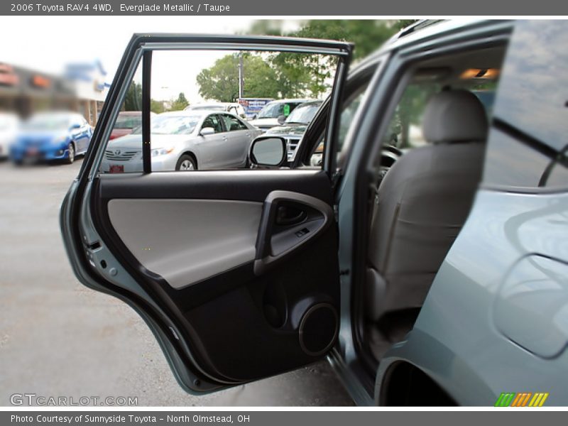 Everglade Metallic / Taupe 2006 Toyota RAV4 4WD