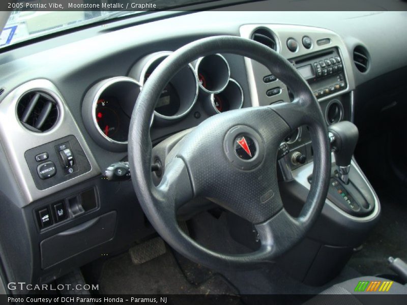 2005 Vibe  Graphite Interior