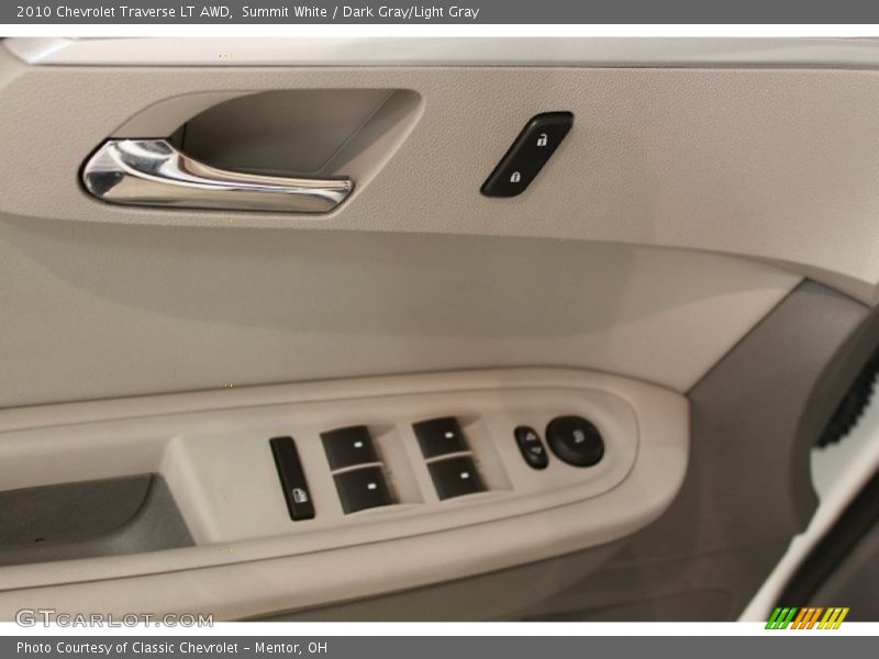 Summit White / Dark Gray/Light Gray 2010 Chevrolet Traverse LT AWD