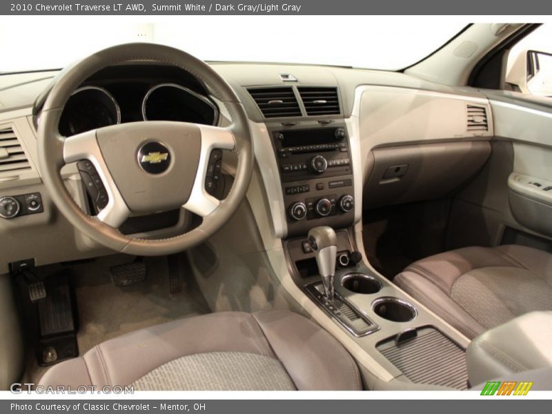 Summit White / Dark Gray/Light Gray 2010 Chevrolet Traverse LT AWD