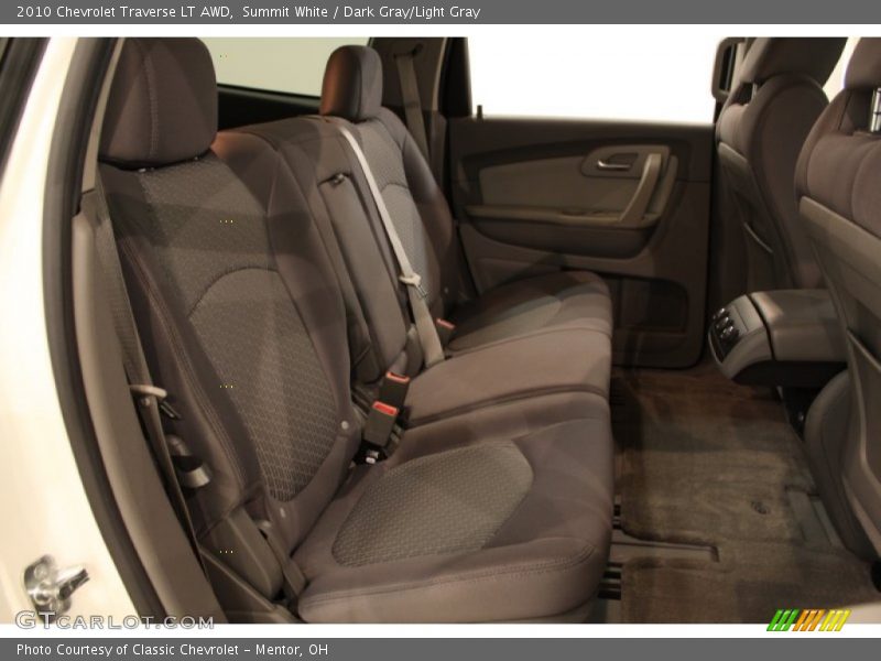 Summit White / Dark Gray/Light Gray 2010 Chevrolet Traverse LT AWD