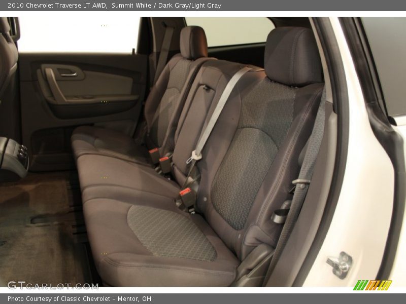 Summit White / Dark Gray/Light Gray 2010 Chevrolet Traverse LT AWD