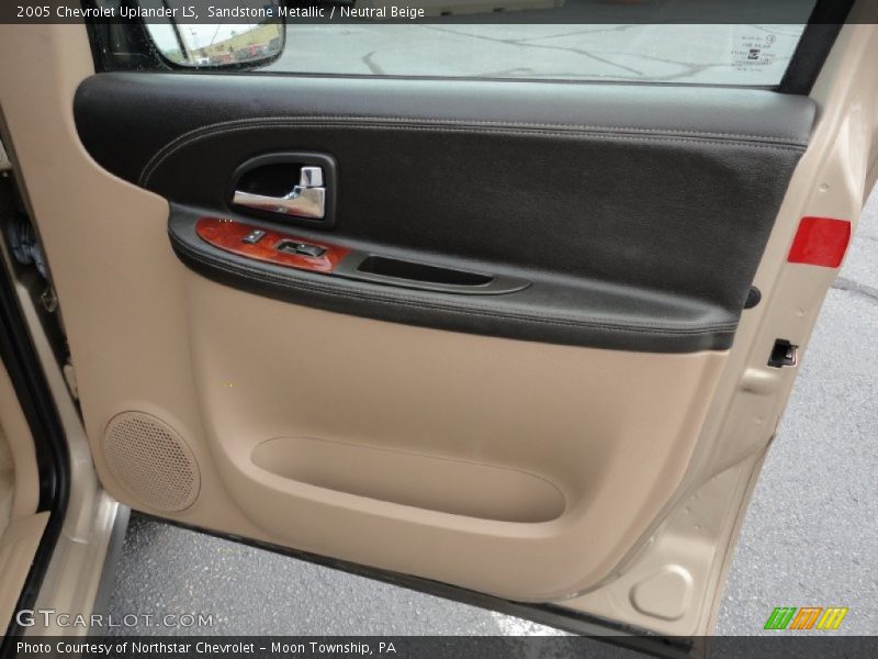Sandstone Metallic / Neutral Beige 2005 Chevrolet Uplander LS