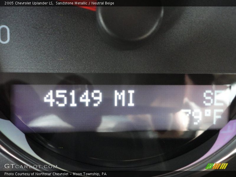 Sandstone Metallic / Neutral Beige 2005 Chevrolet Uplander LS