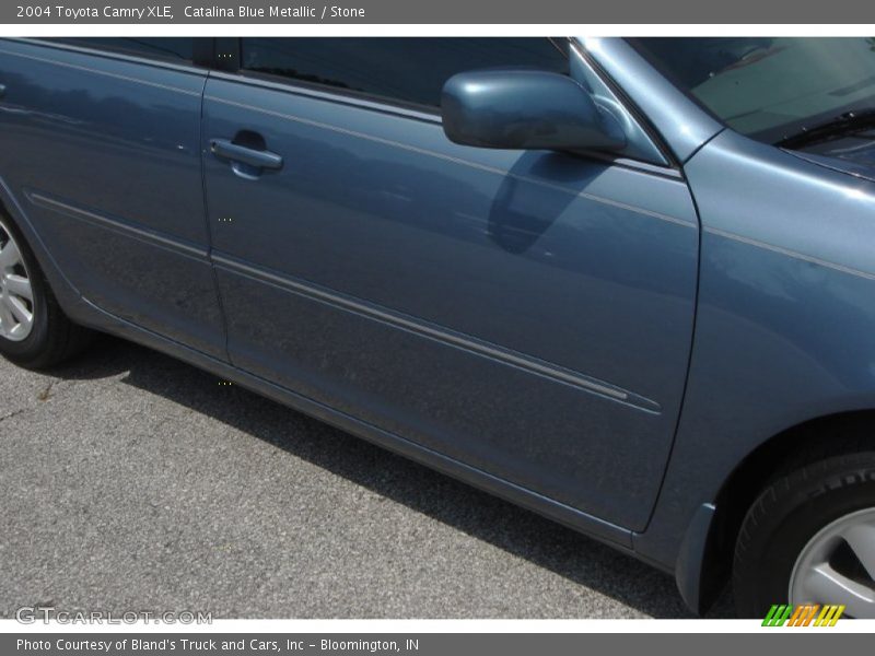Catalina Blue Metallic / Stone 2004 Toyota Camry XLE