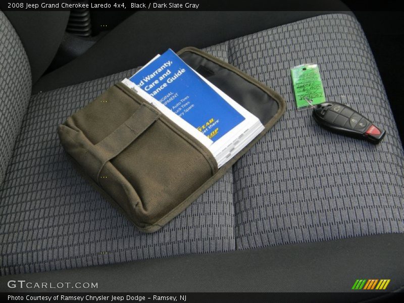 Black / Dark Slate Gray 2008 Jeep Grand Cherokee Laredo 4x4