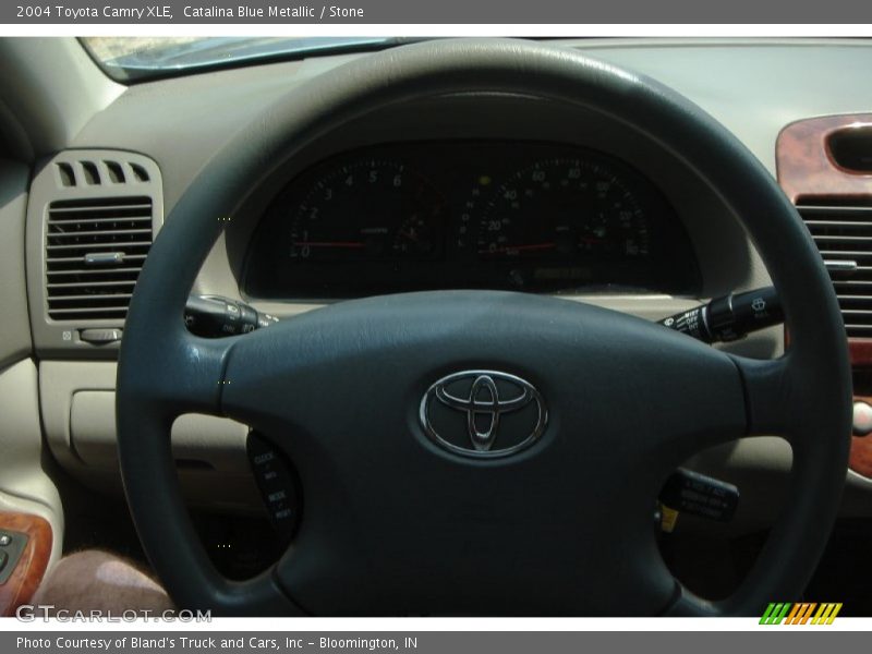 Catalina Blue Metallic / Stone 2004 Toyota Camry XLE