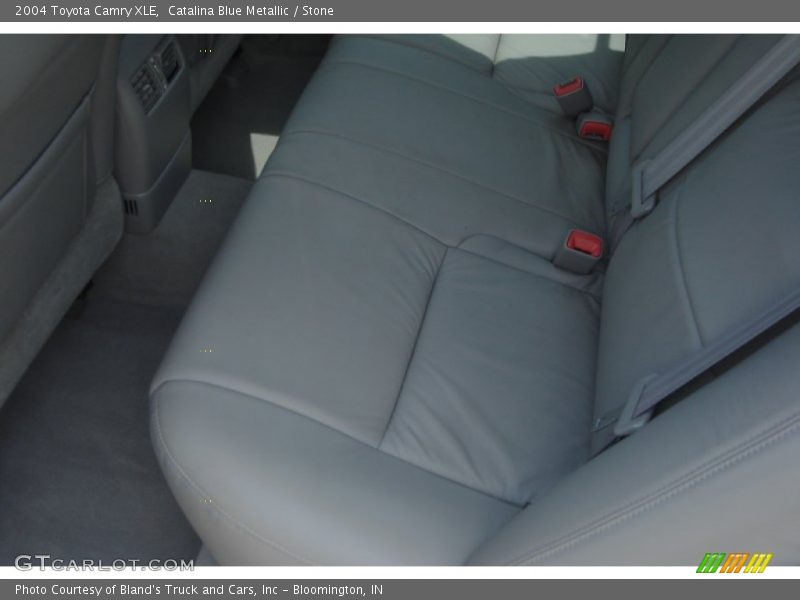 Catalina Blue Metallic / Stone 2004 Toyota Camry XLE