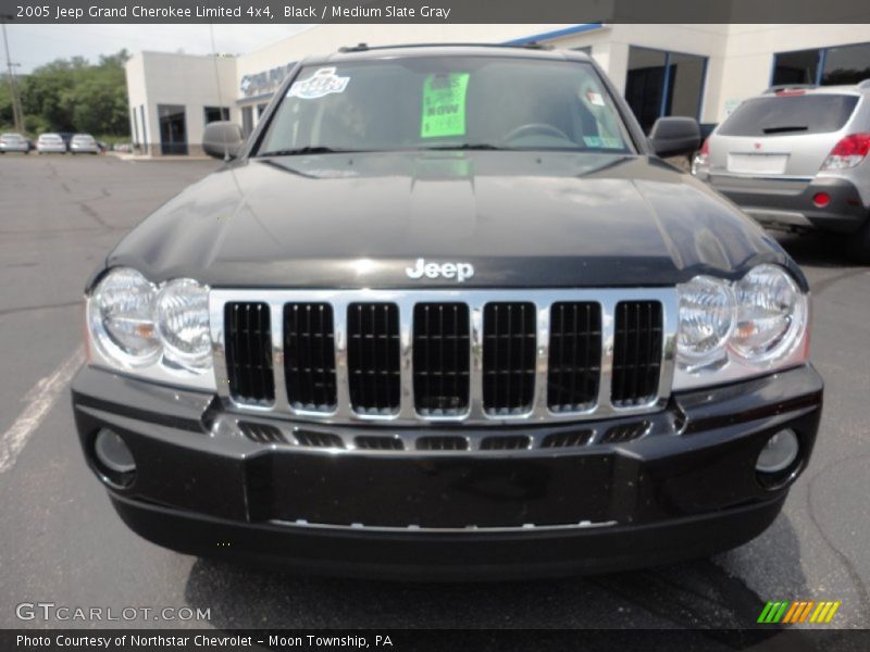Black / Medium Slate Gray 2005 Jeep Grand Cherokee Limited 4x4